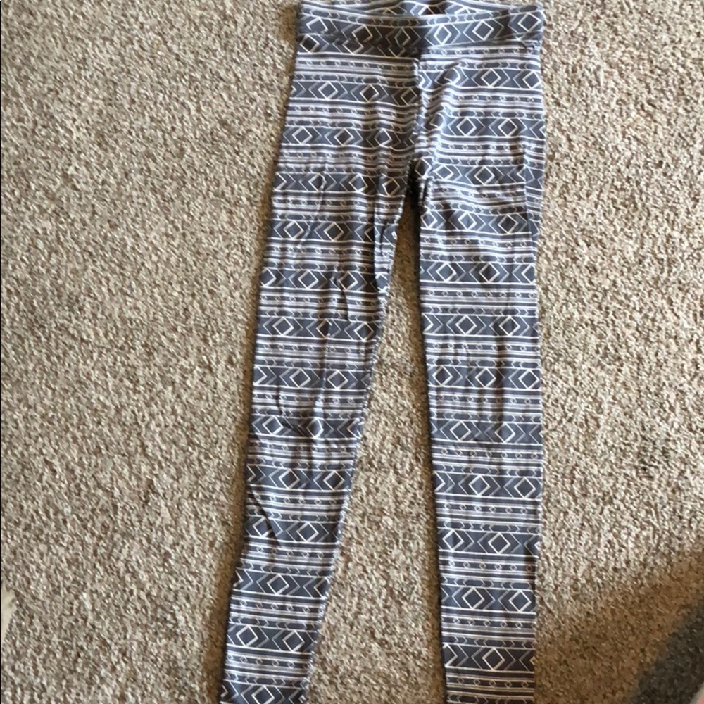 Victoria’s Secret pink leggins